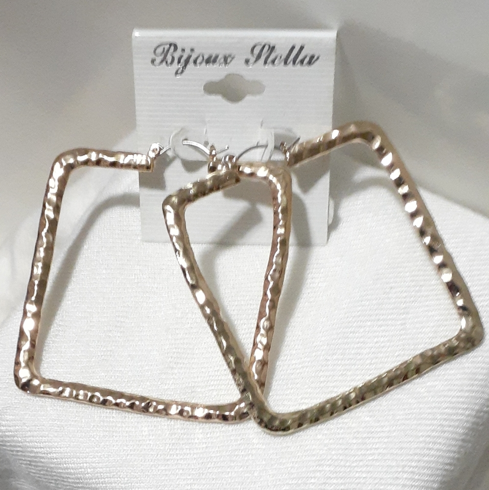 Bijoux Stella Jewelry Women's Silvertone Square Earrings.